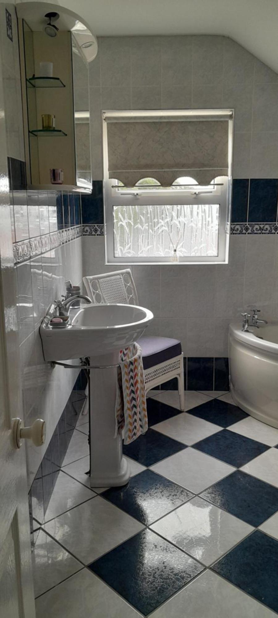 The Edge Of Town Retreat * Armagh